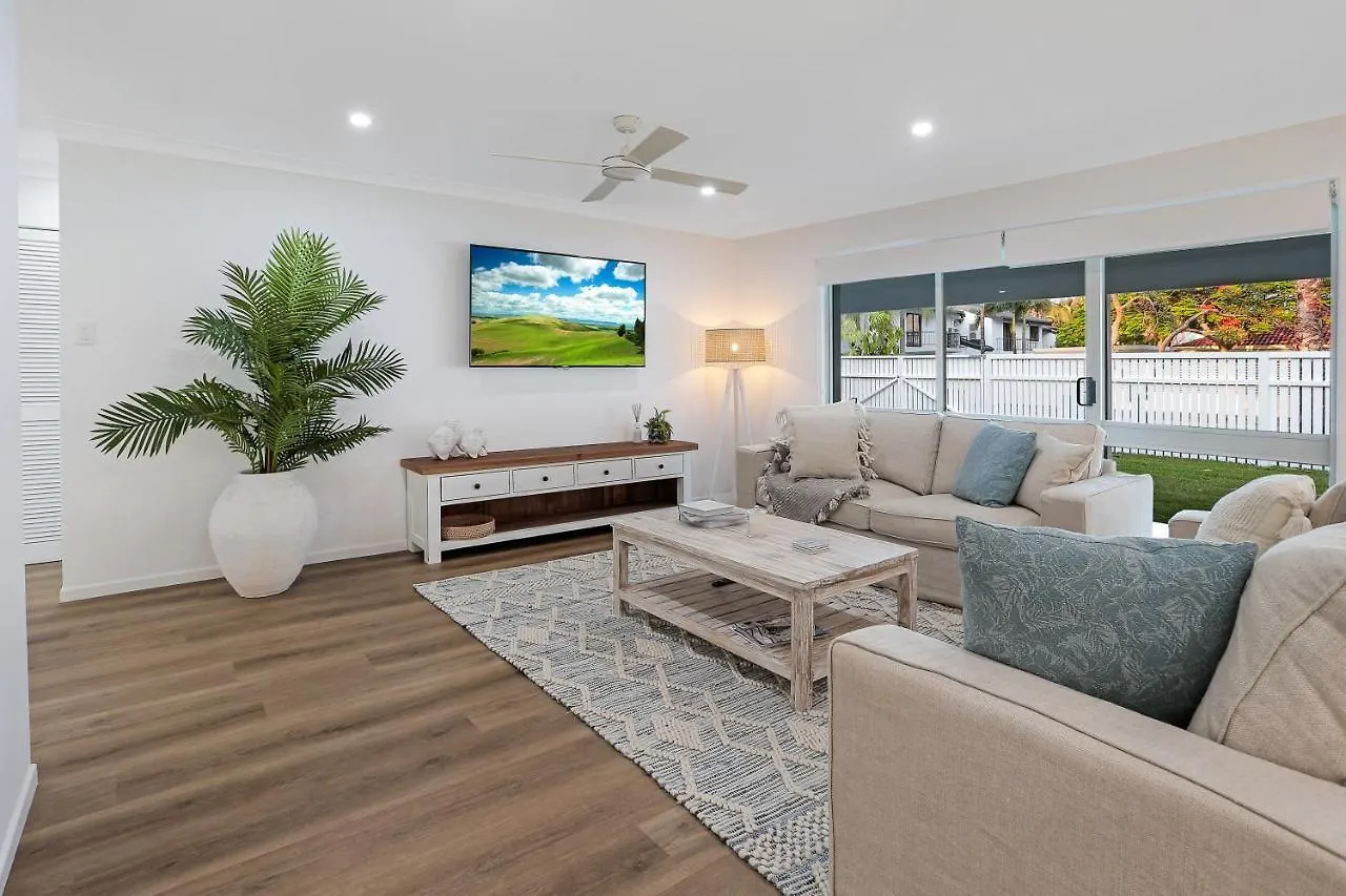 Сasa de vacaciones Villa Walk To Hastings Street, Noosa Sound Australia