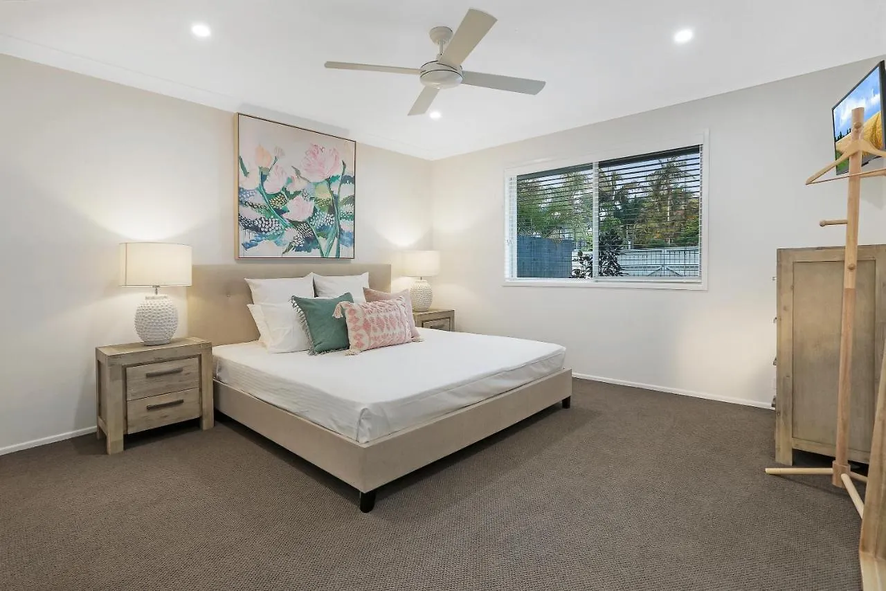 בית נופש הוילה Walk To Hastings Street, Noosa Sound